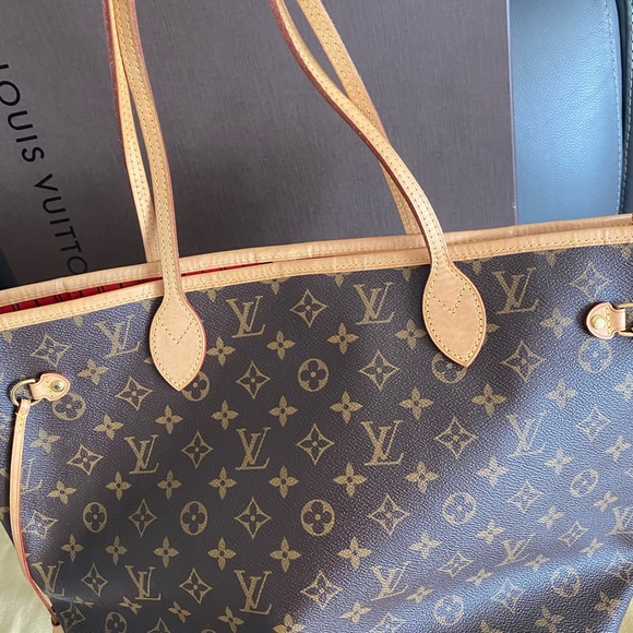 ❌SOLD❌Louis Vuitton Neverfull MM - Picture 9 of 17